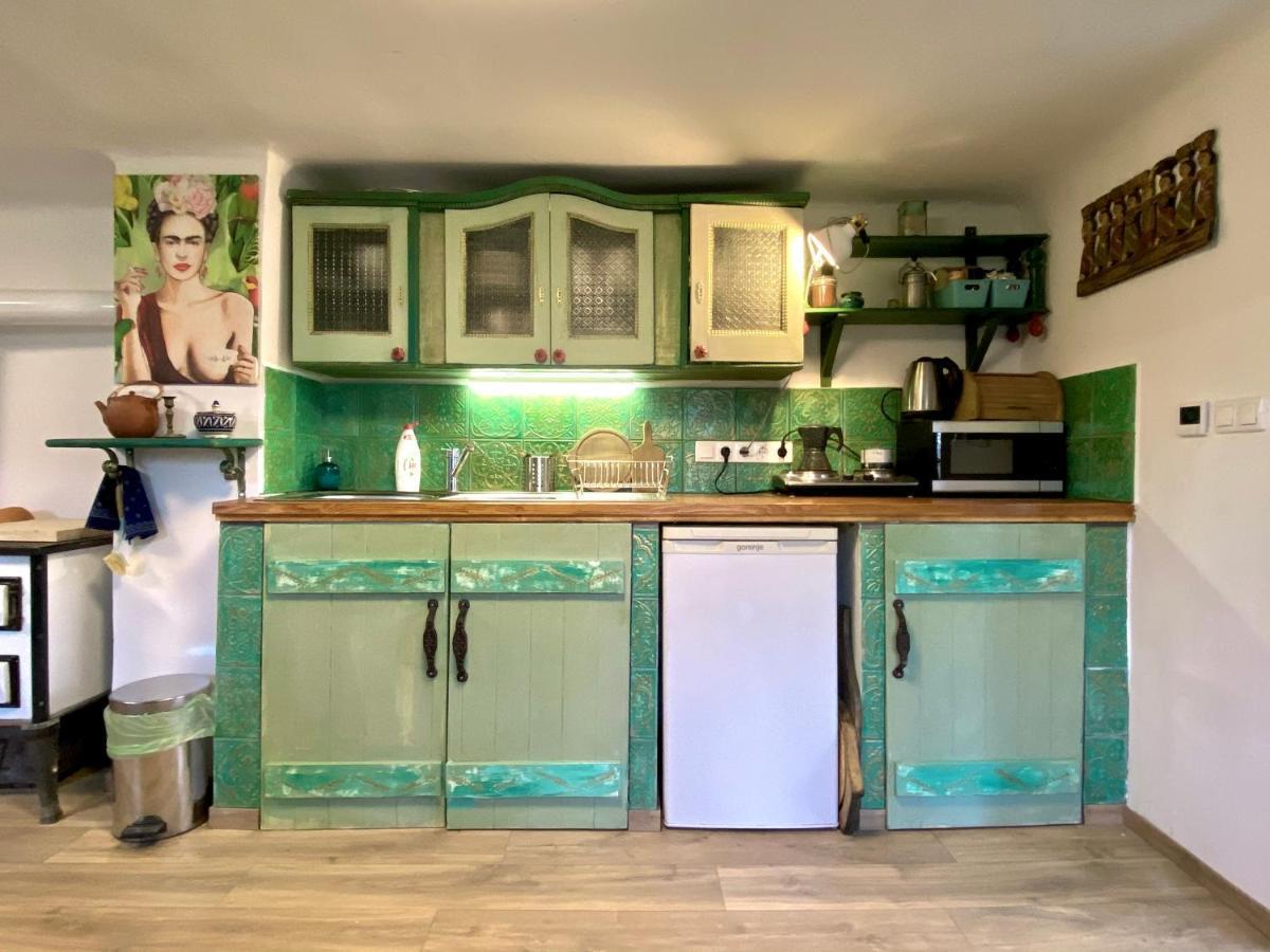 Bohemian Eco Lodge at lake Balaton Kisapati Bagian luar foto